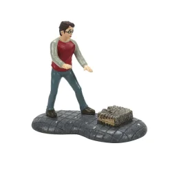 Harry Potter Village<Department 56 Harry & His Monster Book
