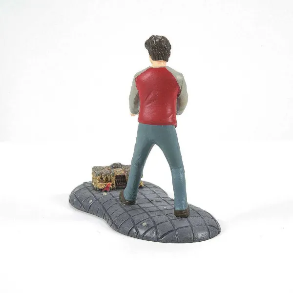 Harry Potter Village<Department 56 Harry & His Monster Book